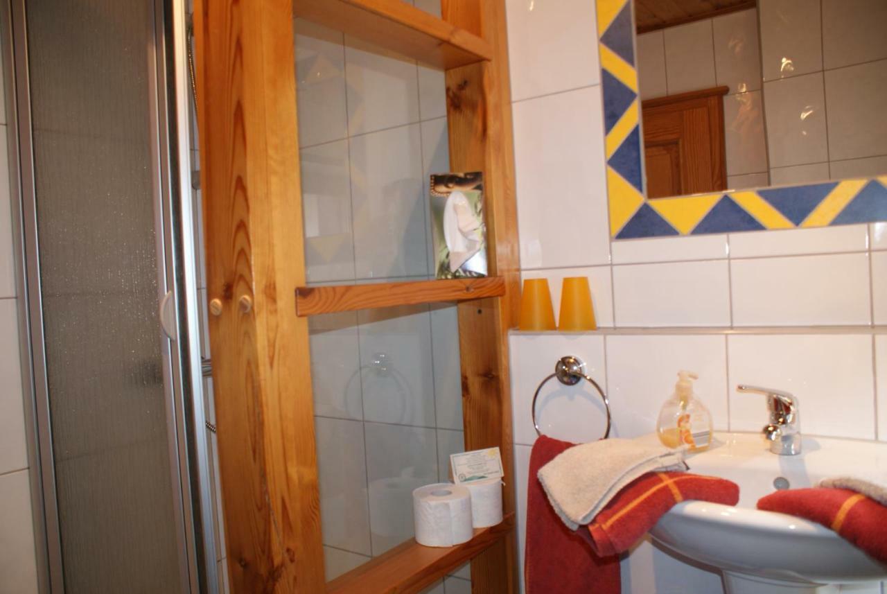 Gaestehaus Ehrhardt Schweigen-Rechtenbach Bagian luar foto