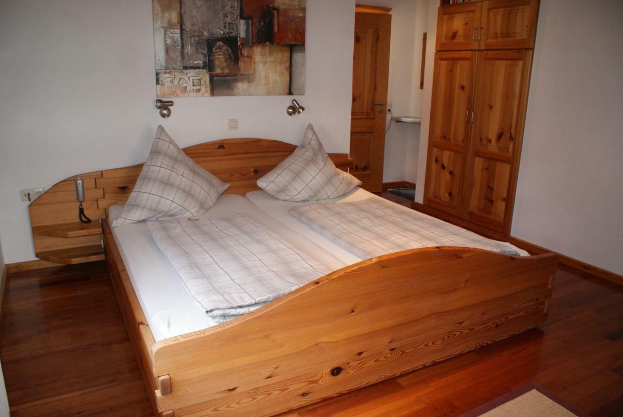Gaestehaus Ehrhardt Schweigen-Rechtenbach Bagian luar foto