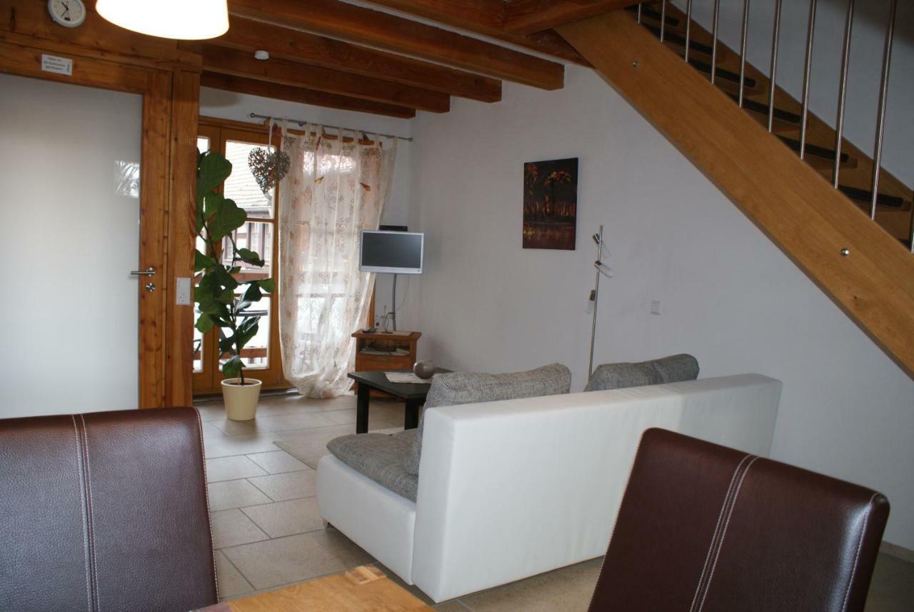 Gaestehaus Ehrhardt Schweigen-Rechtenbach Bagian luar foto